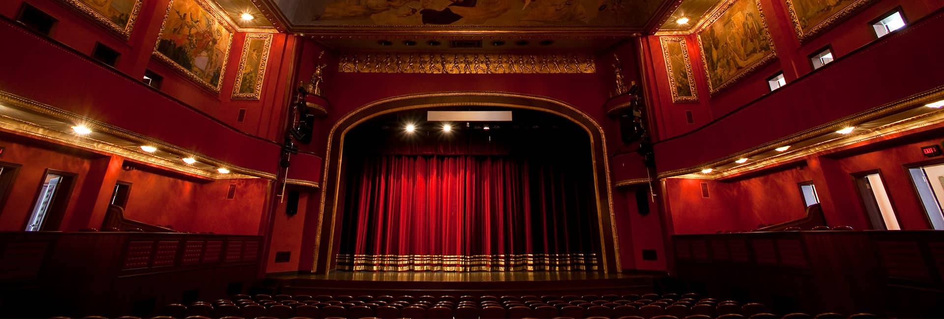 استانبول: شهر شب های بی پایان