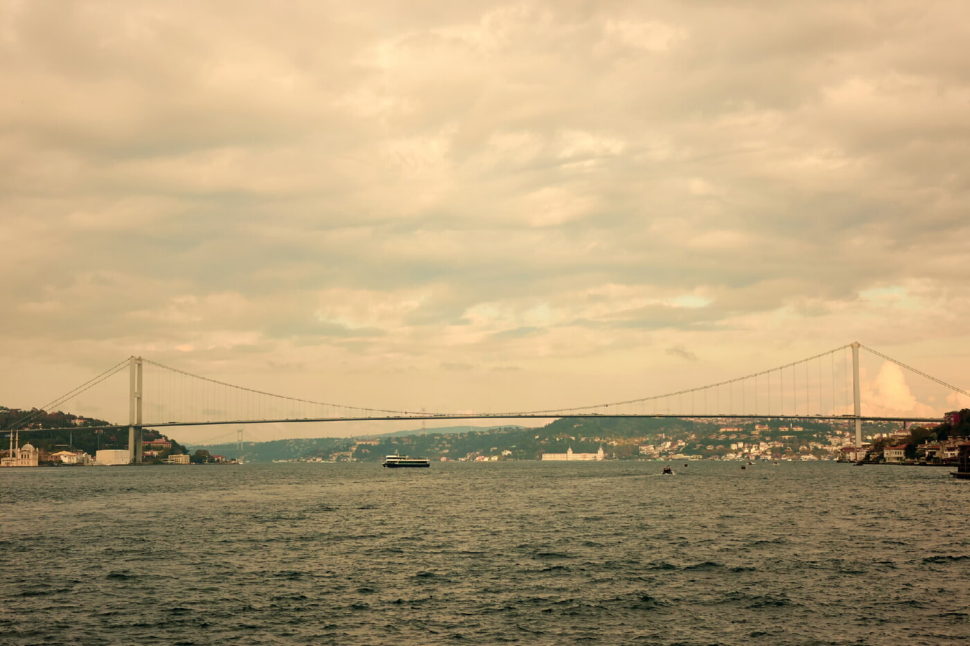 THE CITY WHERE CONTINENTS MEET
